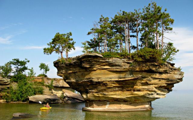 Turnip Rock Lacul Huron 2